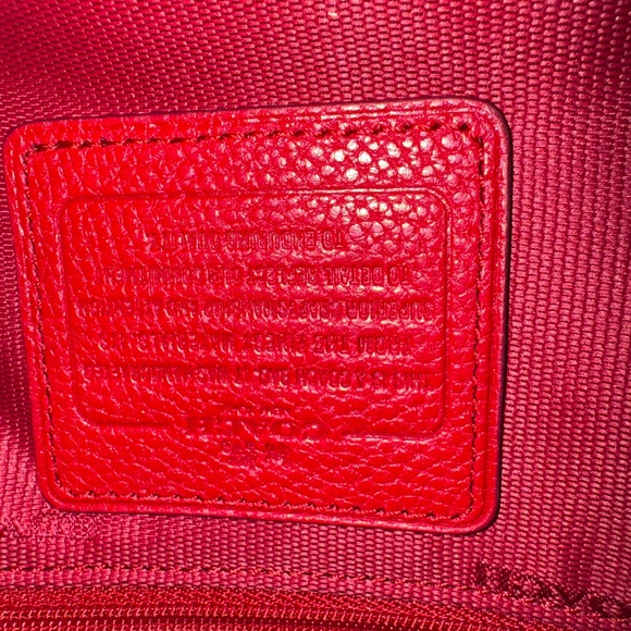 Coach Handbag Pebbled Leather with Embossed Horse & Carriage - Picture 8 of 14